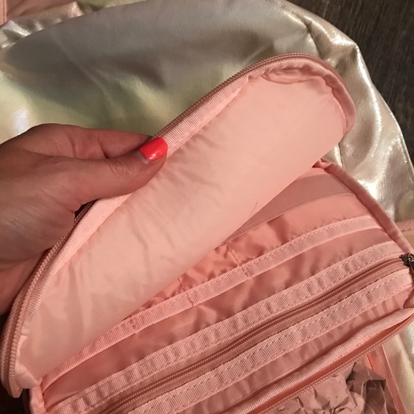 Iridescent Pink Rainbow Full size back pack NWT - Picture 3 of 7